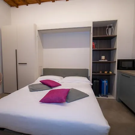 La Toscanella Apartment *